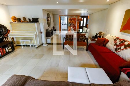 Sala 1 de casa de condomínio à venda com 4 quartos, 230m² em Jardim Ampliacao, São Paulo
