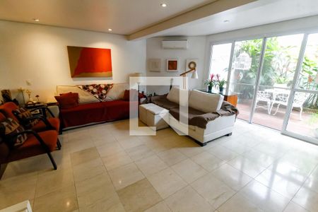 Sala 1 de casa de condomínio à venda com 4 quartos, 230m² em Jardim Ampliacao, São Paulo