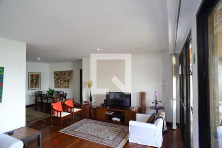 Sala de apartamento para alugar com 3 quartos, 139m² em Barra da Tijuca, Rio de Janeiro