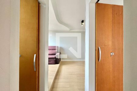 Corredor de apartamento para alugar com 2 quartos, 50m² em Vila Campestre, São Paulo