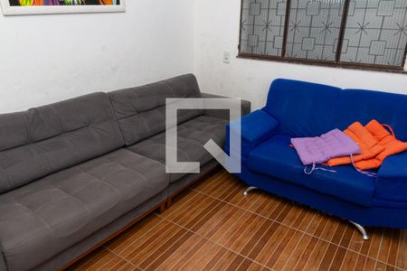 Sala de casa para alugar com 2 quartos, 90m² em Cosmos, Rio de Janeiro