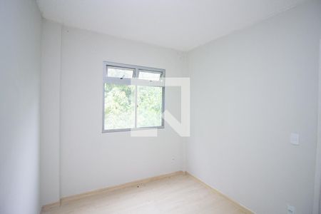 Quarto 2 de apartamento para alugar com 2 quartos, 47m² em Parque Maracana, Contagem