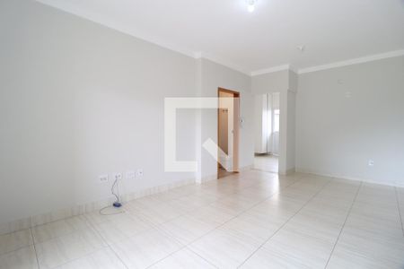 Sala de apartamento para alugar com 3 quartos, 94m² em Santa Mônica, Uberlândia