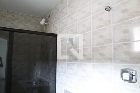 Banheiro da Suíte 1 de apartamento para alugar com 2 quartos, 120m² em Jacarepaguá, Rio de Janeiro