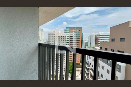 Varanda de kitnet/studio para alugar com 1 quarto, 28m² em Pinheiros, São Paulo