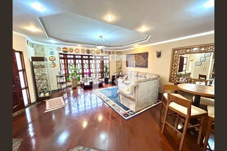 Sala de casa à venda com 3 quartos, 392m² em Vila Harmonia, Guarulhos