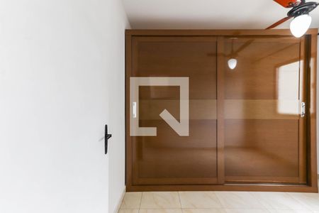 Quarto 2 de apartamento para alugar com 2 quartos, 56m² em Jardim das Vertentes, São Paulo