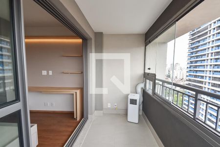 Varanda  de kitnet/studio para alugar com 1 quarto, 27m² em Vila Mariana, São Paulo
