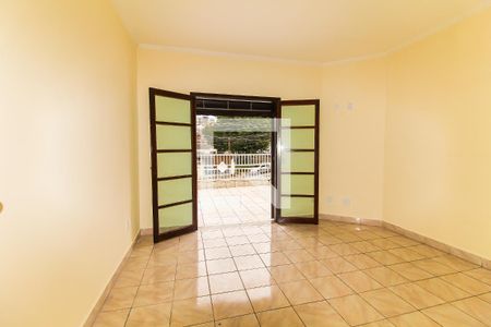 Quarto 1 de casa para alugar com 2 quartos, 200m² em São Miguel Paulista, São Paulo