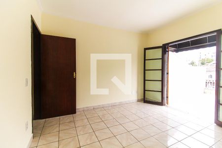 Quarto 1 de casa para alugar com 2 quartos, 200m² em São Miguel Paulista, São Paulo