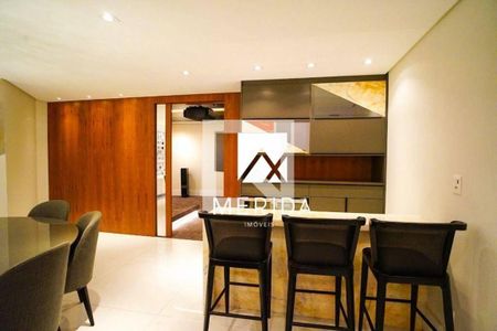 Apartamento à venda com 4 quartos, 770m² em Vila Bastos, Santo André