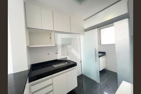 Cozinha de apartamento à venda com 3 quartos, 64m² em Castelo, Belo Horizonte