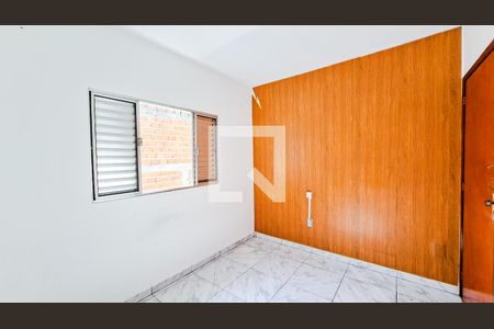 Quarto 2 de casa para alugar com 3 quartos, 300m² em Jardim Pinheiros, Guarulhos