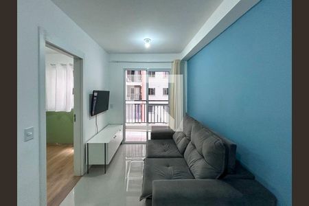 Sala  de apartamento à venda com 2 quartos, 38m² em Vila Isa, São Paulo