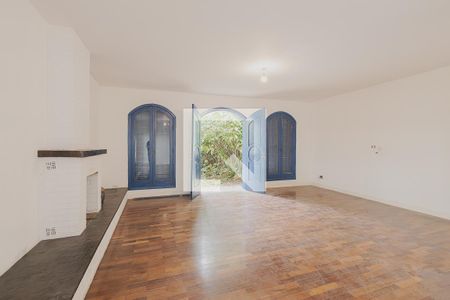 Sala de casa à venda com 3 quartos, 451m² em Alto de Pinheiros, São Paulo