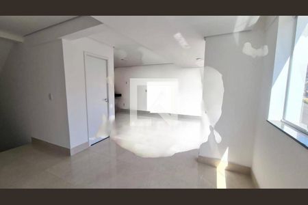 Casa à venda com 3 quartos, 186m² em Vila Alpina, Santo André