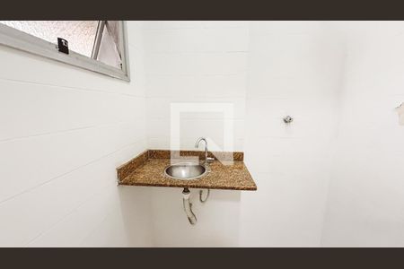 Banheiro de apartamento para alugar com 1 quarto, 70m² em Jardim São Paulo, São Paulo