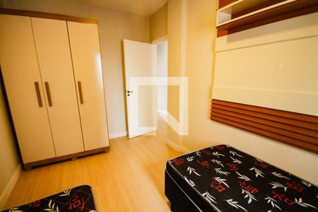 Quarto 1 de apartamento para alugar com 2 quartos, 70m² em Guilhermina, Praia Grande