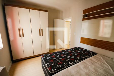 Quarto 2 de apartamento para alugar com 2 quartos, 70m² em Guilhermina, Praia Grande