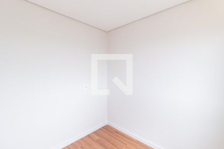 Quarto 1 de apartamento para alugar com 2 quartos, 46m² em Vila Sul Americana, Carapicuíba