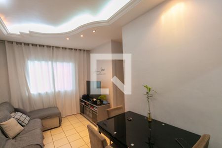 Apartamento à venda com 2 quartos, 48m² em Heliópolis, Belo Horizonte