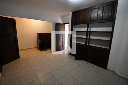 Sala 2 de casa para alugar com 4 quartos, 300m² em Cidade Universitária, Campinas
