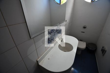 Lavabo de casa para alugar com 4 quartos, 300m² em Cidade Universitária, Campinas