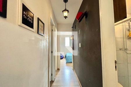 Corredor de apartamento à venda com 3 quartos, 66m² em Vila Guarani (zona Sul), São Paulo