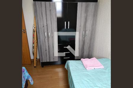 Quarto de apartamento à venda com 2 quartos, 70m² em Chácara Cotia, Contagem