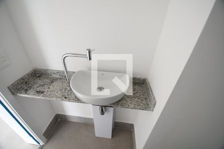 Lavabo de apartamento à venda com 3 quartos, 139m² em Cambuí, Campinas