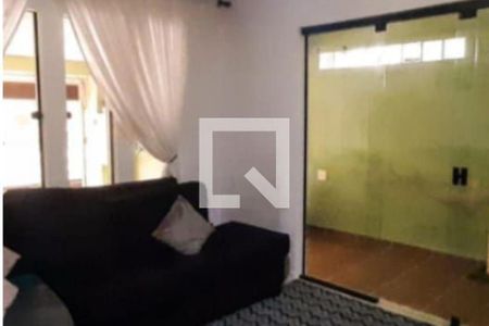 Casa à venda com 3 quartos, 219m² em Cidade das Flores, Osasco