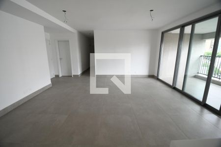 Sala de apartamento à venda com 3 quartos, 139m² em Cambuí, Campinas