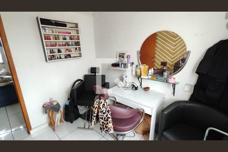 Quarto 1 de apartamento à venda com 3 quartos, 55m² em Conjunto Residencial José Bonifácio, São Paulo