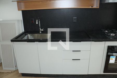 Apartamento para alugar com 2 quartos, 84m² em Jardim Branca Flor, Embu das Artes