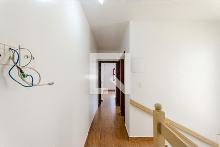 Corredor de casa para alugar com 4 quartos, 247m² em Jardim Vista Linda, São Paulo