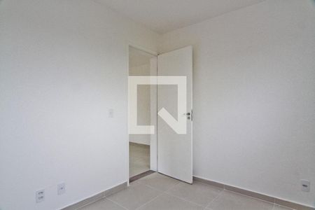 Quarto 1 de apartamento para alugar com 2 quartos, 38m² em Jardim Bandeirantes, São Paulo