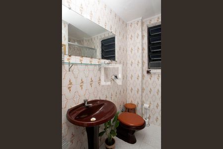 Banheiro de apartamento à venda com 1 quarto, 38m² em Centro Histórico, Porto Alegre