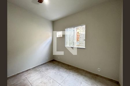 Quarto 1 de casa para alugar com 2 quartos, 68m² em Cascadura, Rio de Janeiro