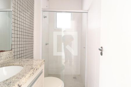 Banheiro Social de apartamento para alugar com 3 quartos, 77m² em Laranjeiras, Uberlândia