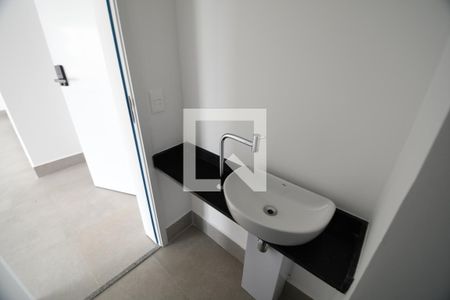 Lavabo de apartamento à venda com 3 quartos, 139m² em Cambuí, Campinas