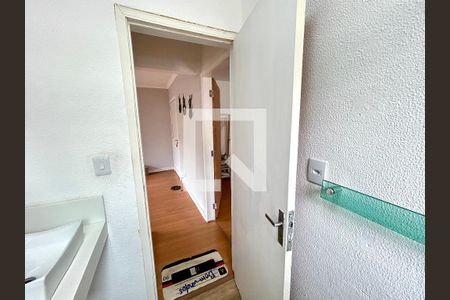 Banheiro de apartamento para alugar com 1 quarto, 50m² em Vila Leonor, Guarulhos