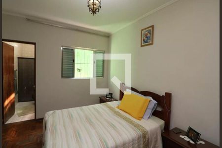 Casa à venda com 3 quartos, 224m² em Vila Antonieta, São Paulo