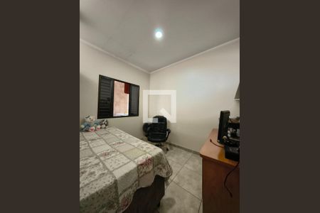 Casa à venda com 3 quartos, 126m² em Taboão, Diadema