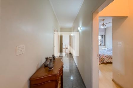 Corredor de casa à venda com 4 quartos, 186m² em Vila Mariana, São Paulo
