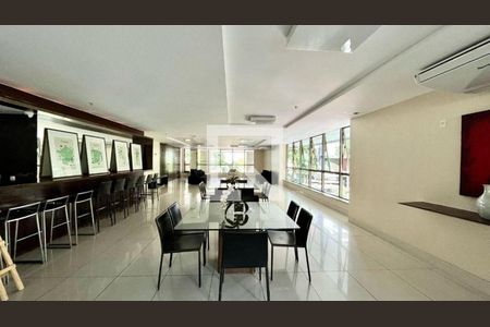 Apartamento à venda com 4 quartos, 157m² em Icaraí, Niterói