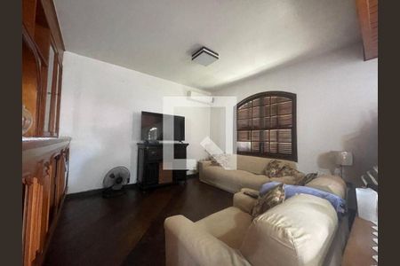 Casa à venda com 5 quartos, 380m² em Piratininga, Niterói