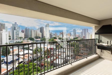 Vista da Sala  de apartamento à venda com 3 quartos, 139m² em Cambuí, Campinas