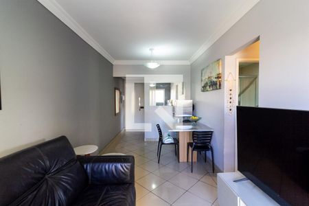 Sala de apartamento para alugar com 3 quartos, 60m² em Vila Constanca, São Paulo