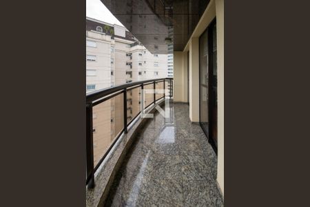Varanda da Sala 1 de apartamento à venda com 3 quartos, 220m² em Vila Suzana, São Paulo