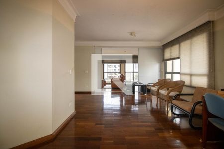Sala 2 de apartamento à venda com 3 quartos, 220m² em Vila Suzana, São Paulo